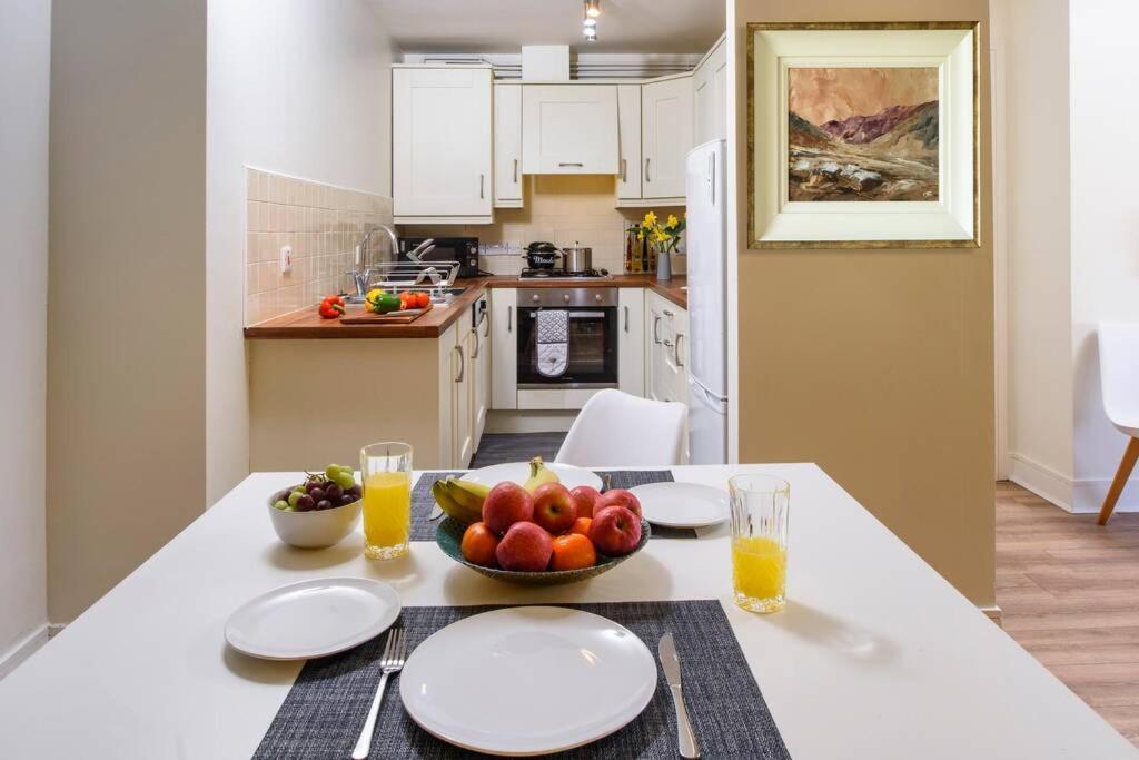 Luxury City Apartment Underground Parking 5* Belfast Zewnętrze zdjęcie