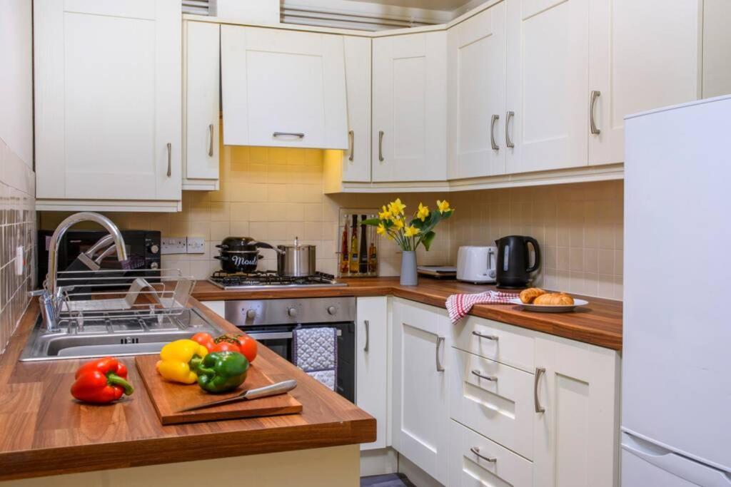 Luxury City Apartment Underground Parking 5* Belfast Zewnętrze zdjęcie